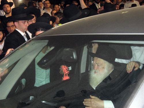 תמונות בלעדיות: הגר"ח בכותל