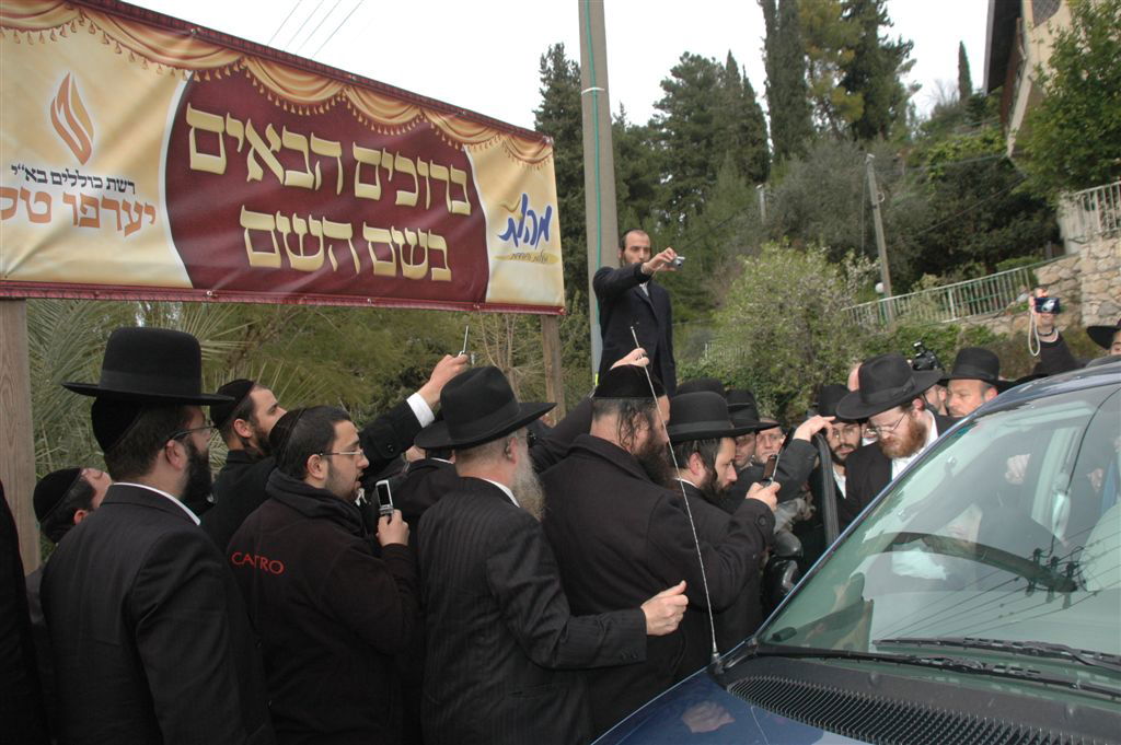 מסע הגראי"ל לערי הצפון: "כיכר השבת" בתיעוד מקיף