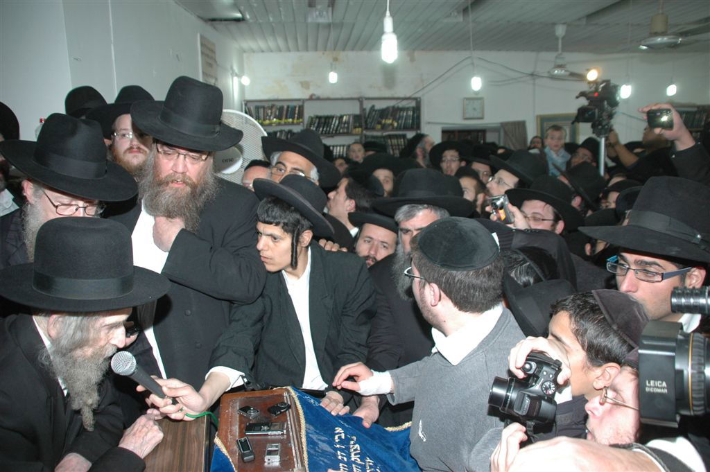 מסע הגראי"ל לערי הצפון: "כיכר השבת" בתיעוד מקיף