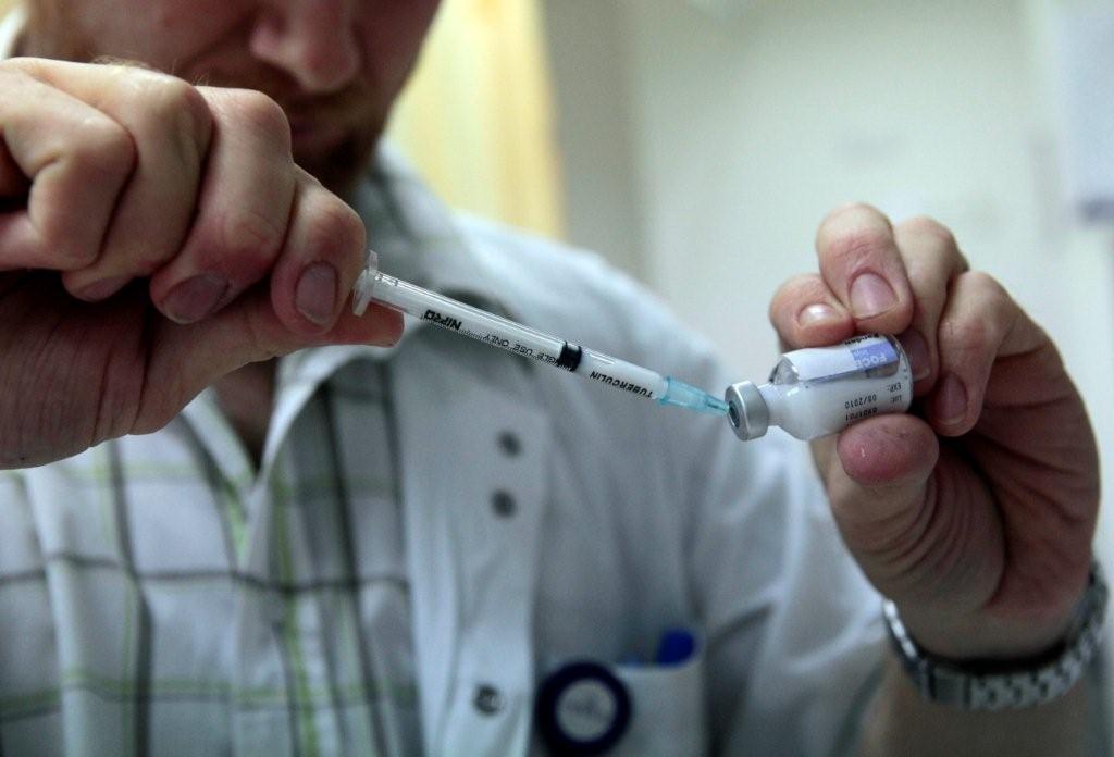 חוששים מהשפעת? תחששו מהחיסון