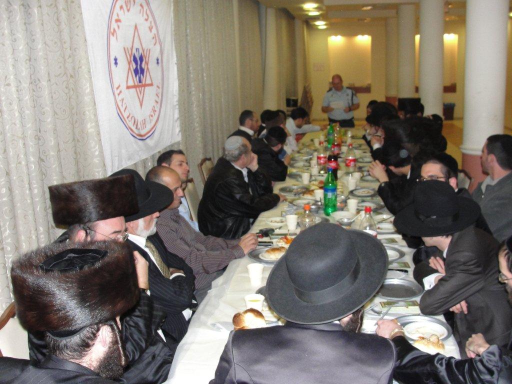 במרכז חגיגת ט"ו בשבט של "הצלה ישראל": המתנדב מהאיטי