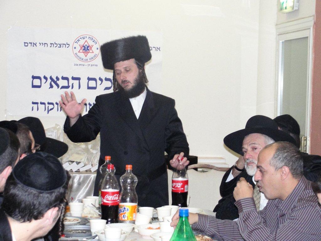 במרכז חגיגת ט"ו בשבט של "הצלה ישראל": המתנדב מהאיטי