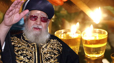 נר שלישי עם הגר"ע יוסף: צפו בשיעור מיוחד לחנוכה