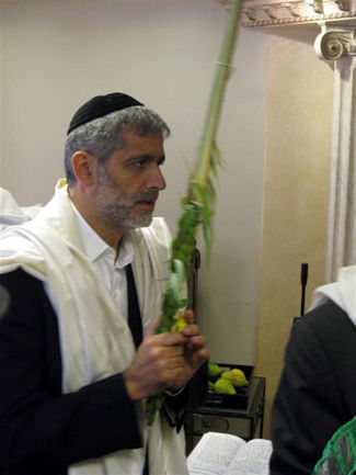 עולים לרגל: תמונות-חג מבית הגר"ע