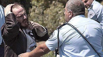 "במדינת ישראל מותר לירות אש חיה נגד חרדים"