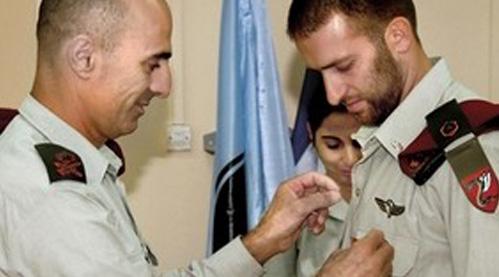 שפירא מקבל את הצל"ש