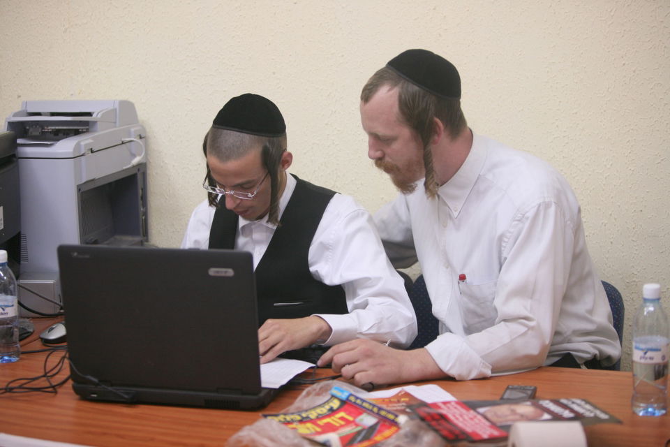 הקרב על הקול החרדי: רחובות בוחרת ראש-עיר