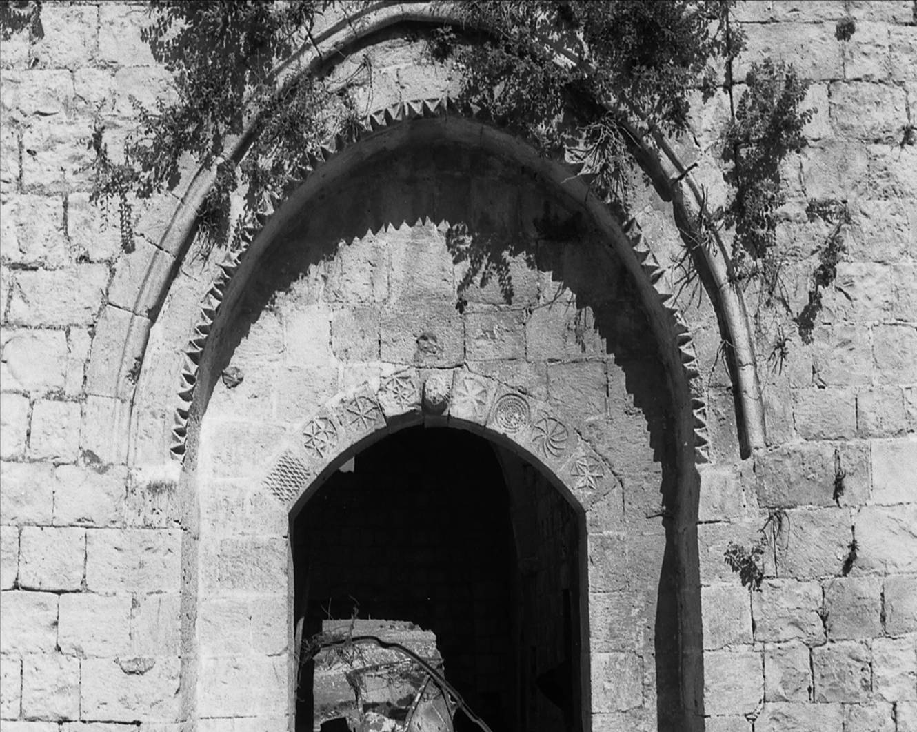 משקופי מגדל צדק- שנות השבעים