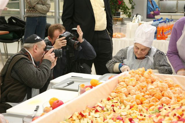 ט"ו בשבט במוסקבה: הסלט הגדול ביותר ברוסיה