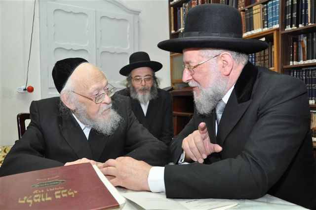 הרב לאו ובנו אצל הגרי"ש אלישיב