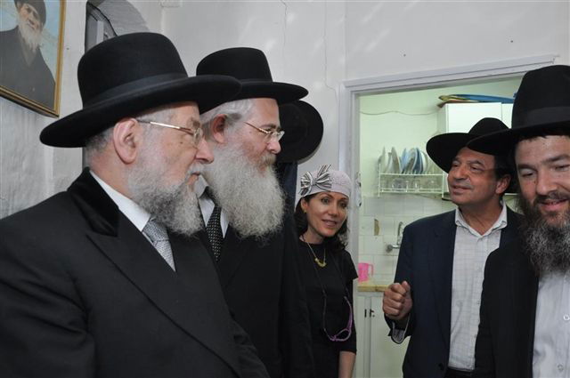 הרב לאו ובנו אצל הגרי"ש אלישיב