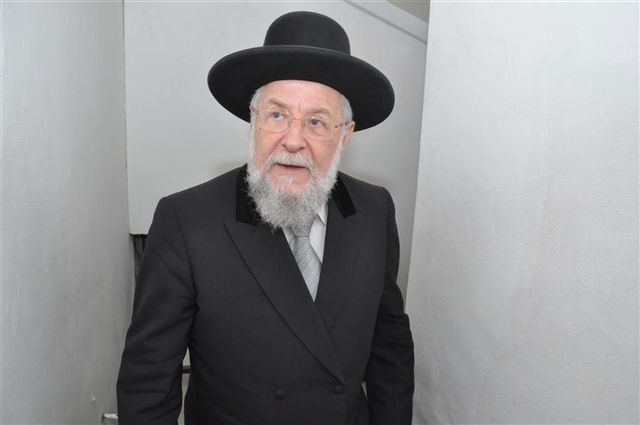 הרב לאו ובנו אצל הגרי"ש אלישיב