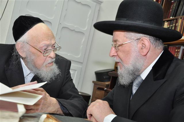 הרב לאו ובנו אצל הגרי"ש אלישיב