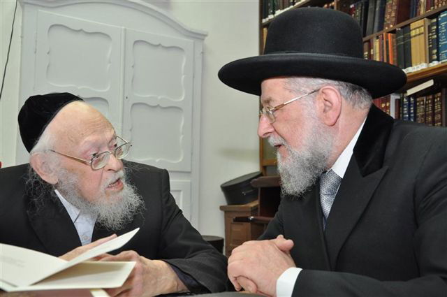 הרב לאו ובנו אצל הגרי"ש אלישיב