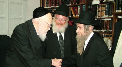 החוט המשולש - בתמונה נדירה.