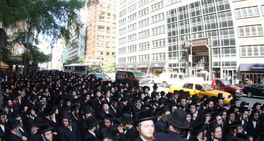 מפגינים, אתמול בניו-יורק