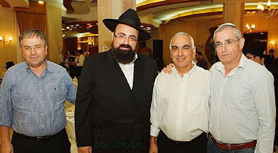 אליטוב בחברת בכירים בתקשורת.