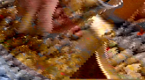 מתכון: זיתים חריפים, חגיגה של טעם