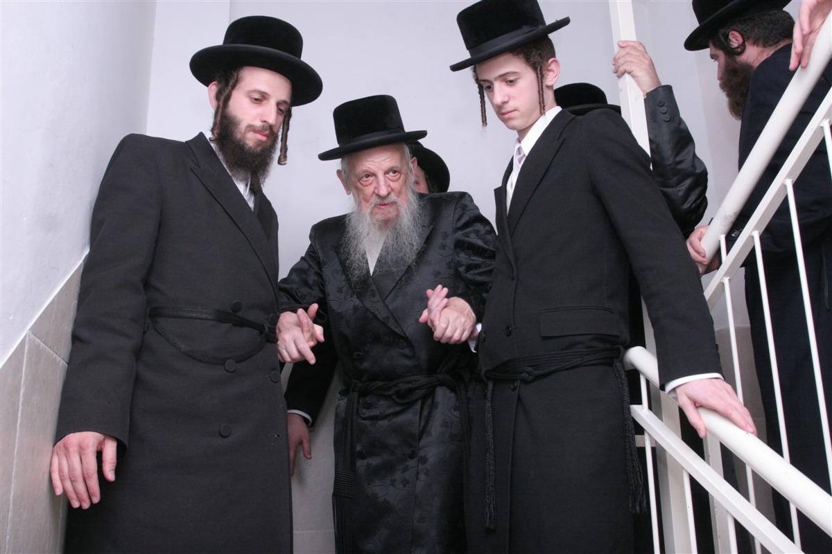 כ"ק האדמו"ר מסערט ויז´ניץ בתל ציון