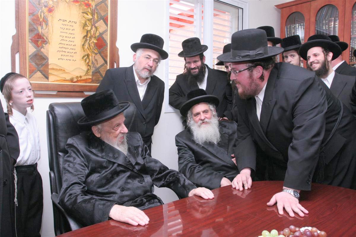 כ"ק האדמו"ר מסערט ויז´ניץ בתל ציון