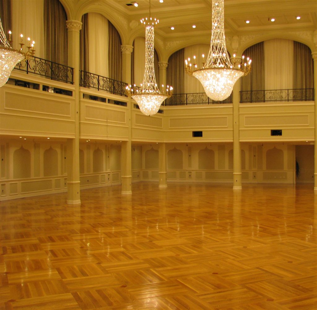 אולם הפאר שבנה האדמו"ר מסאטמר