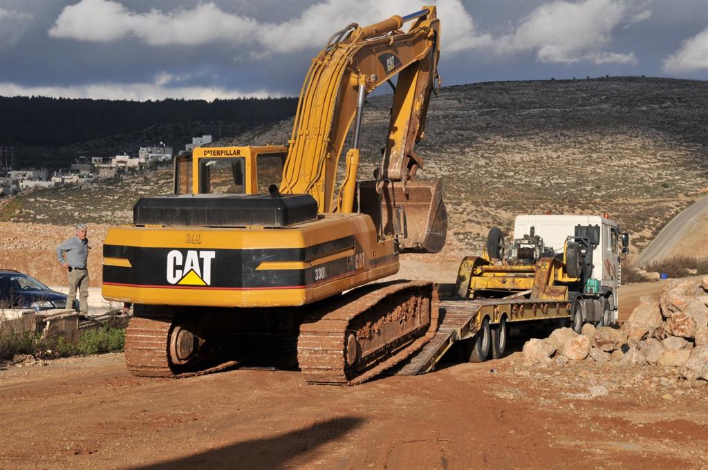 צפו בתיעוד: הקפאת הבניה בביתר הביאה לעימות אלים
