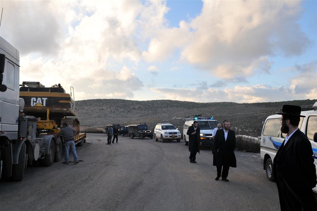 צפו בתיעוד: הקפאת הבניה בביתר הביאה לעימות אלים