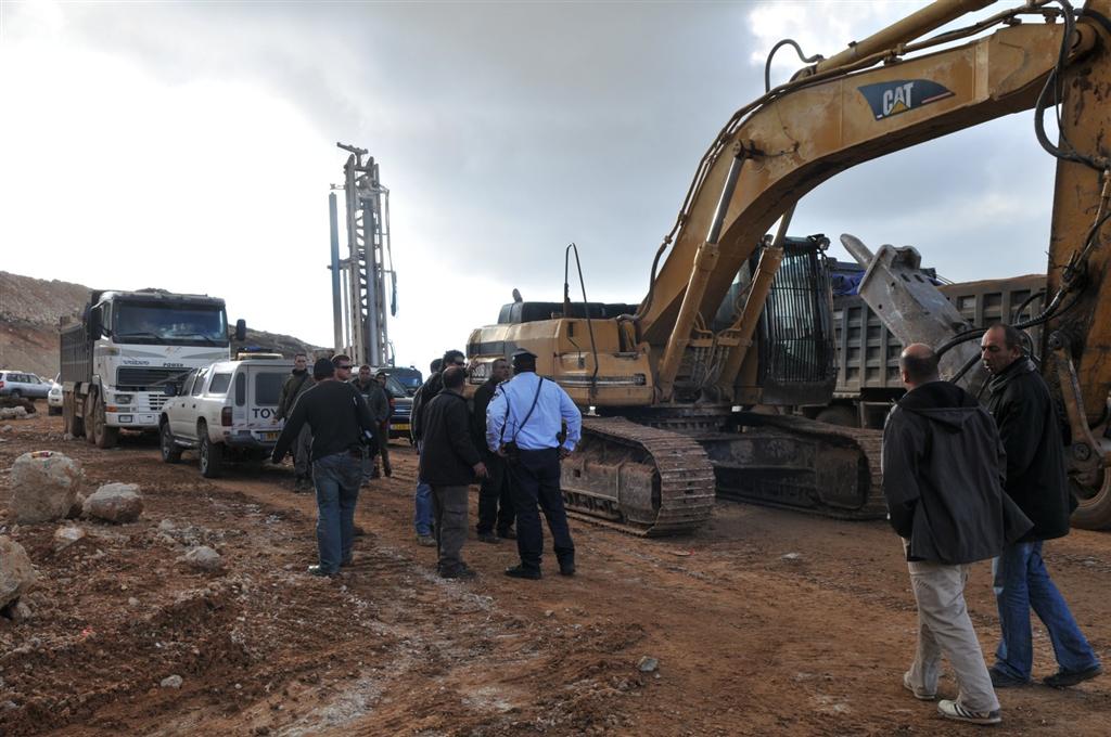 צפו בתיעוד: הקפאת הבניה בביתר הביאה לעימות אלים