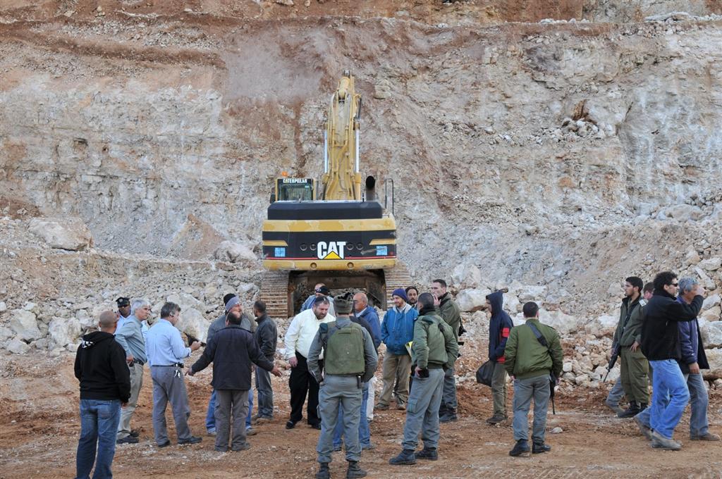 צפו בתיעוד: הקפאת הבניה בביתר הביאה לעימות אלים