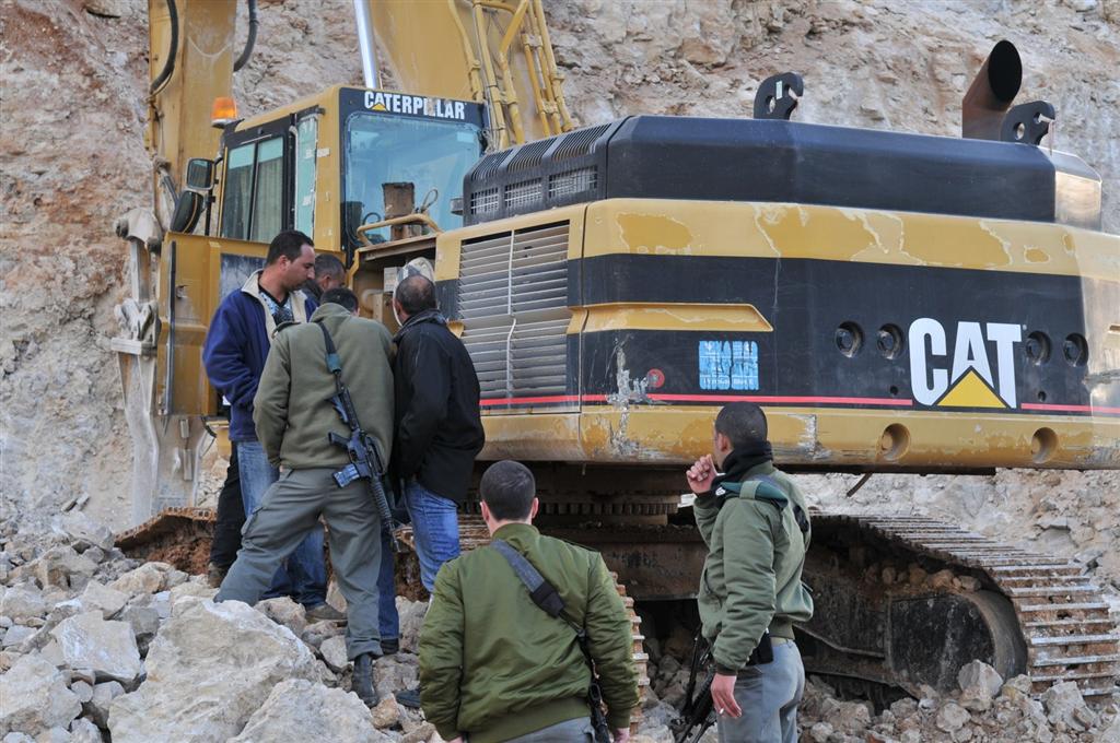 צפו בתיעוד: הקפאת הבניה בביתר הביאה לעימות אלים