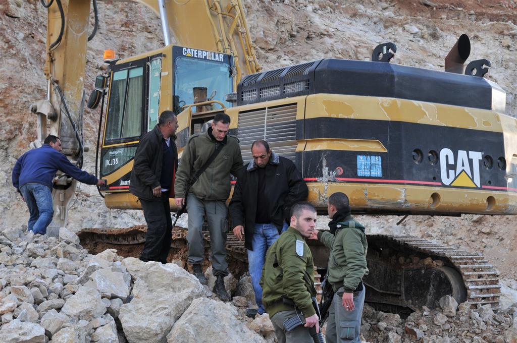 צפו בתיעוד: הקפאת הבניה בביתר הביאה לעימות אלים