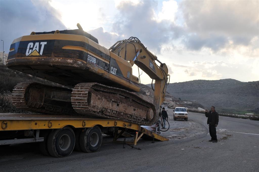 צפו בתיעוד: הקפאת הבניה בביתר הביאה לעימות אלים