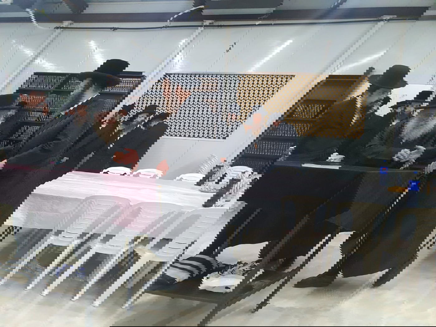 גאב"ד מאקאווא בביקור בספינקא בית שמש