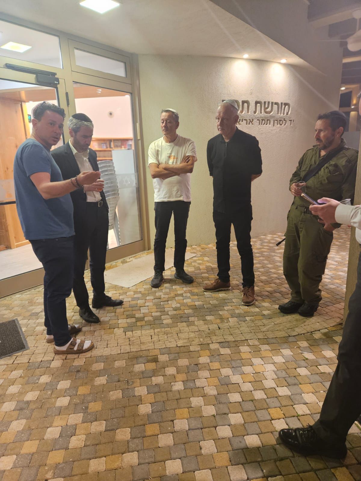 זופניק בכיכר • כל התמונות, הנייעס והחשיפות של השבוע