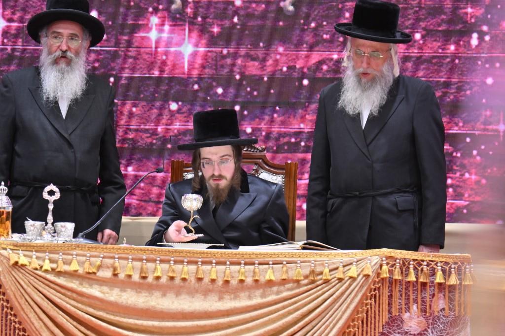 ההכרזה לחסידי סאדיגורה ב'שלישי למילה' של בן האדמו"ר