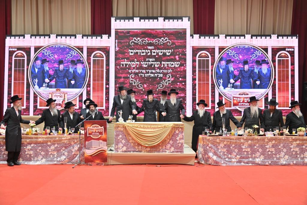 ההכרזה לחסידי סאדיגורה ב'שלישי למילה' של בן האדמו"ר