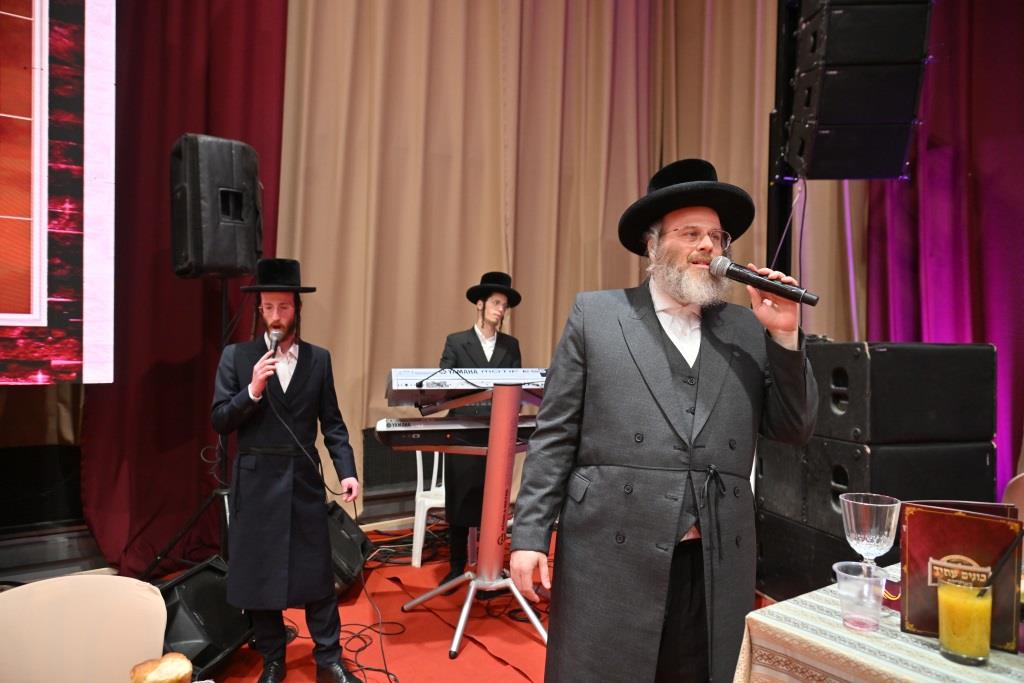 ההכרזה לחסידי סאדיגורה ב'שלישי למילה' של בן האדמו"ר