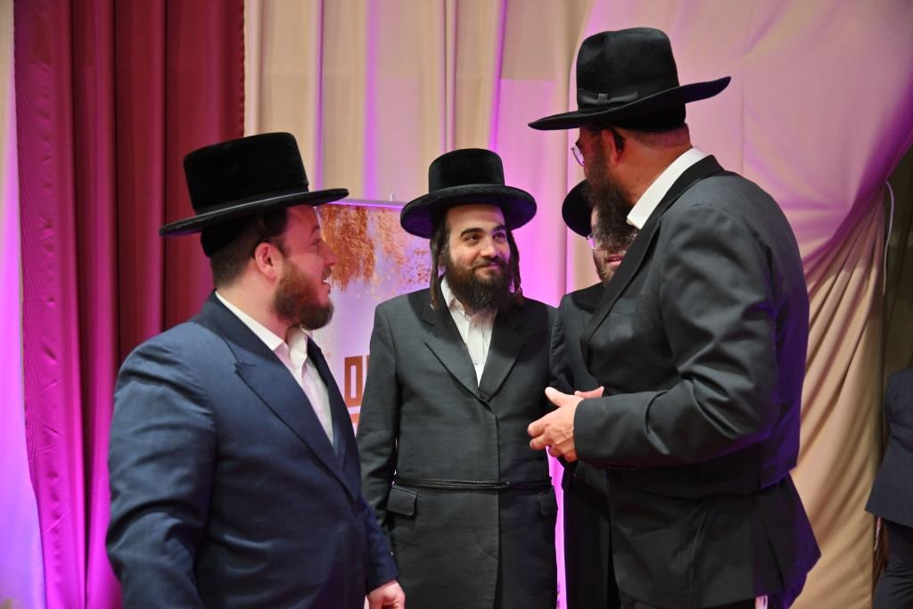 ההכרזה לחסידי סאדיגורה ב'שלישי למילה' של בן האדמו"ר