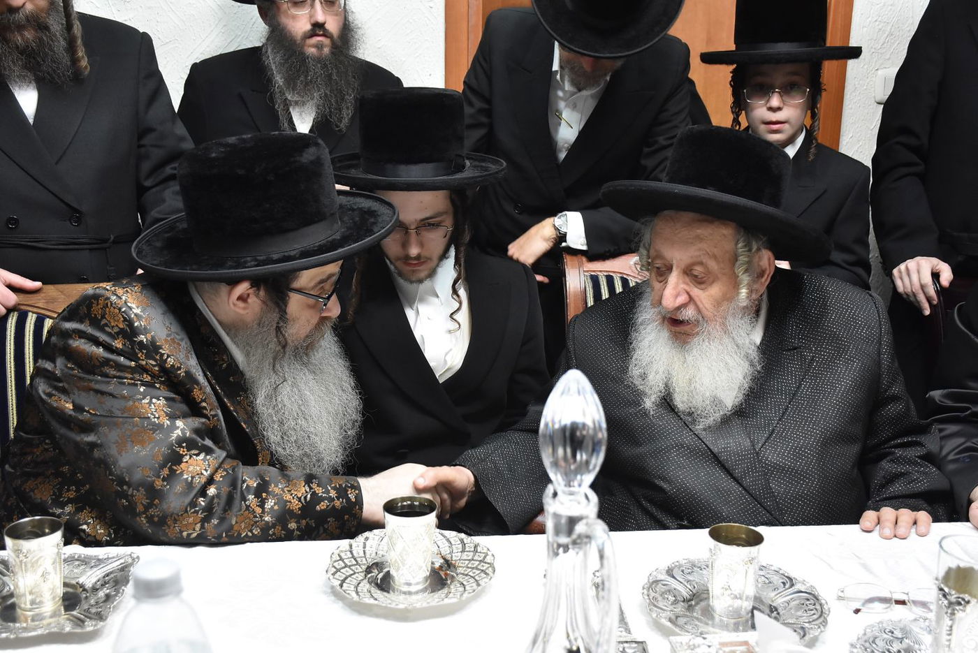 שמחת הווארט לנינת גאב"ד נאראל עם בן האדמו"ר מנדבורנא אלעד