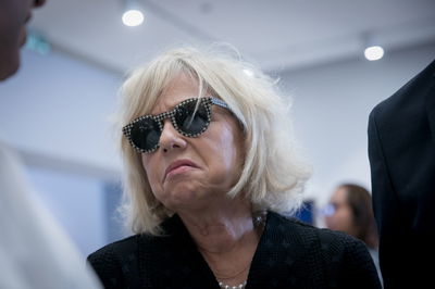 אמסלם הצביע על היוע"משית: "היא אשמה! היא אויבת העם"