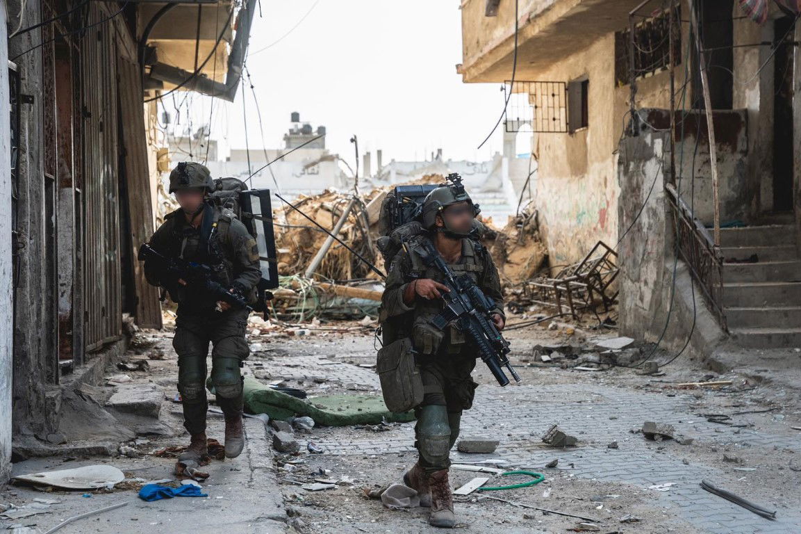 עזה: מטוס תקף את המשגרים; טנק השמיד מבנה ממולכד