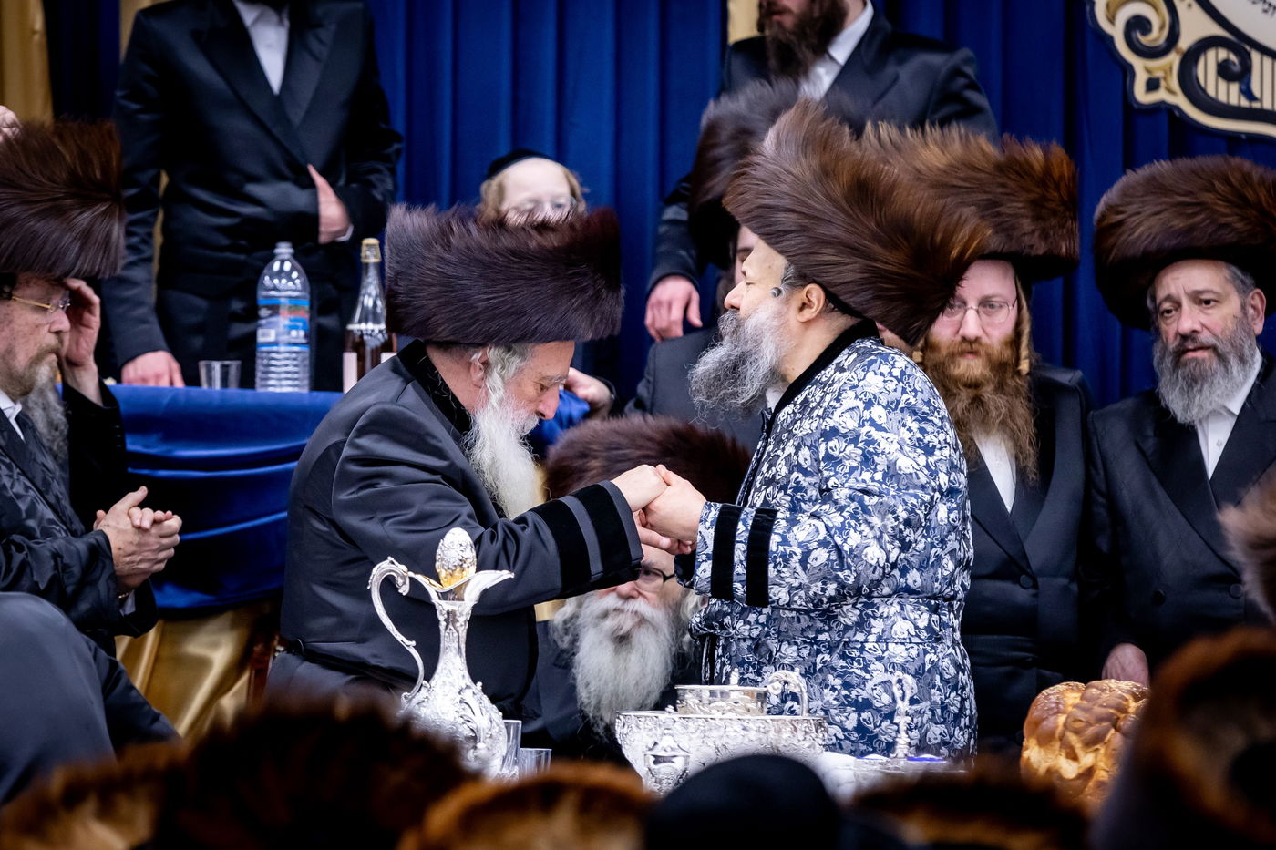 חתונת נכדת האדמו"ר מבאבוב 45: הילדים פיזזו עם הדמיית בית המדרש החדש