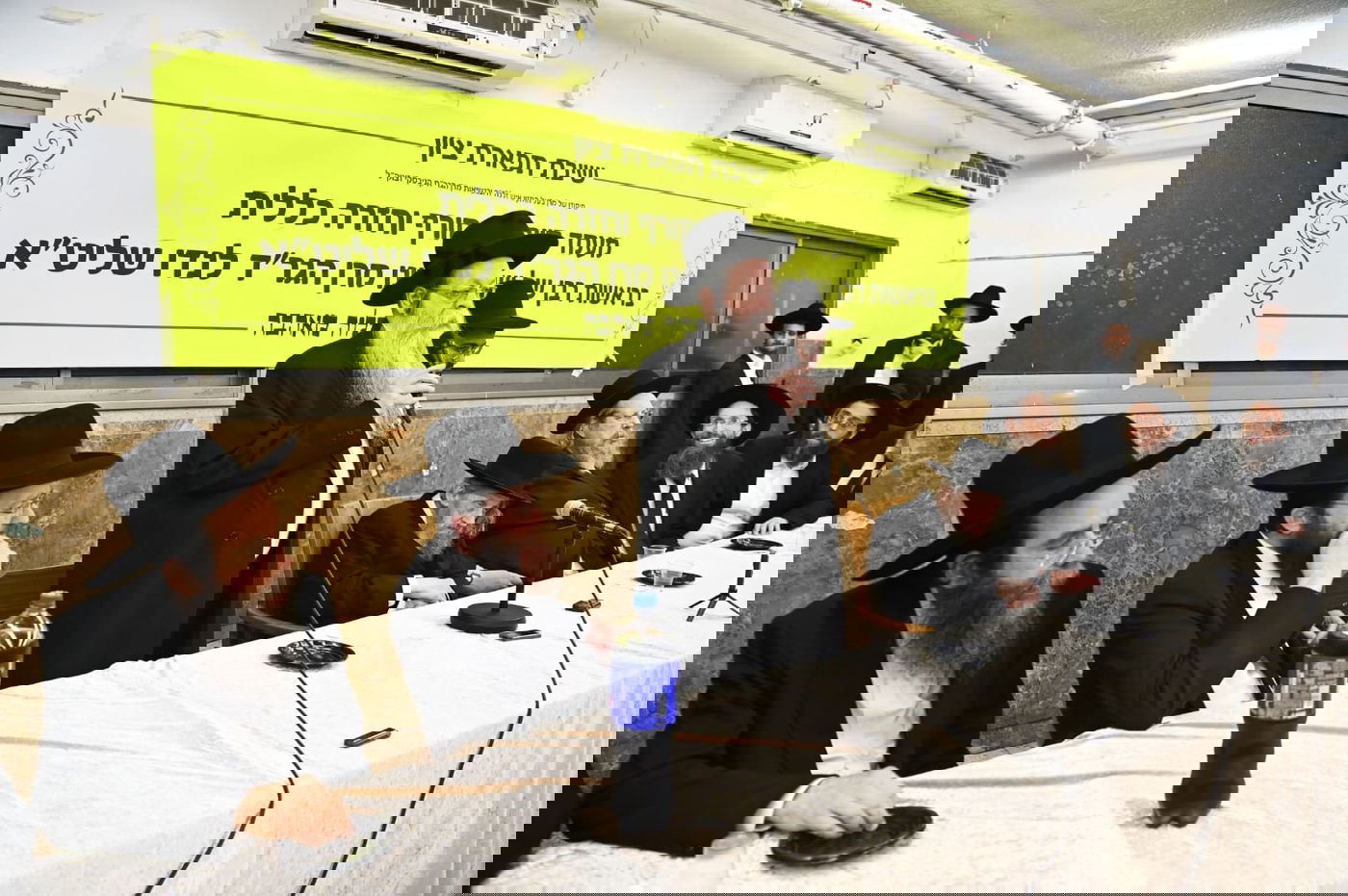 הגר"ד לנדו בישיבת תפארת ציון