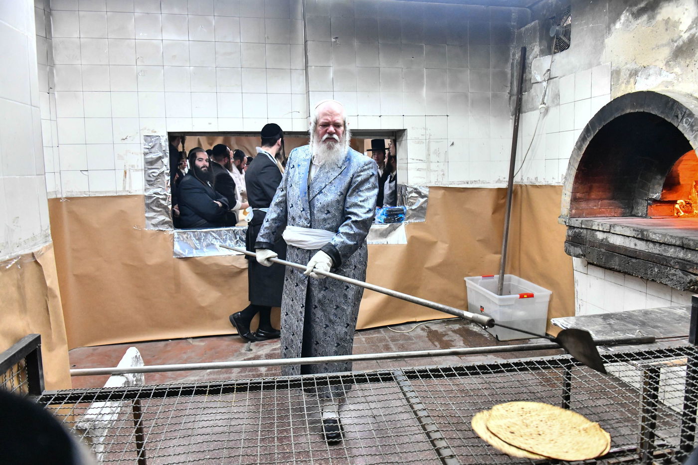 אפיית מצות בפרמישלאן