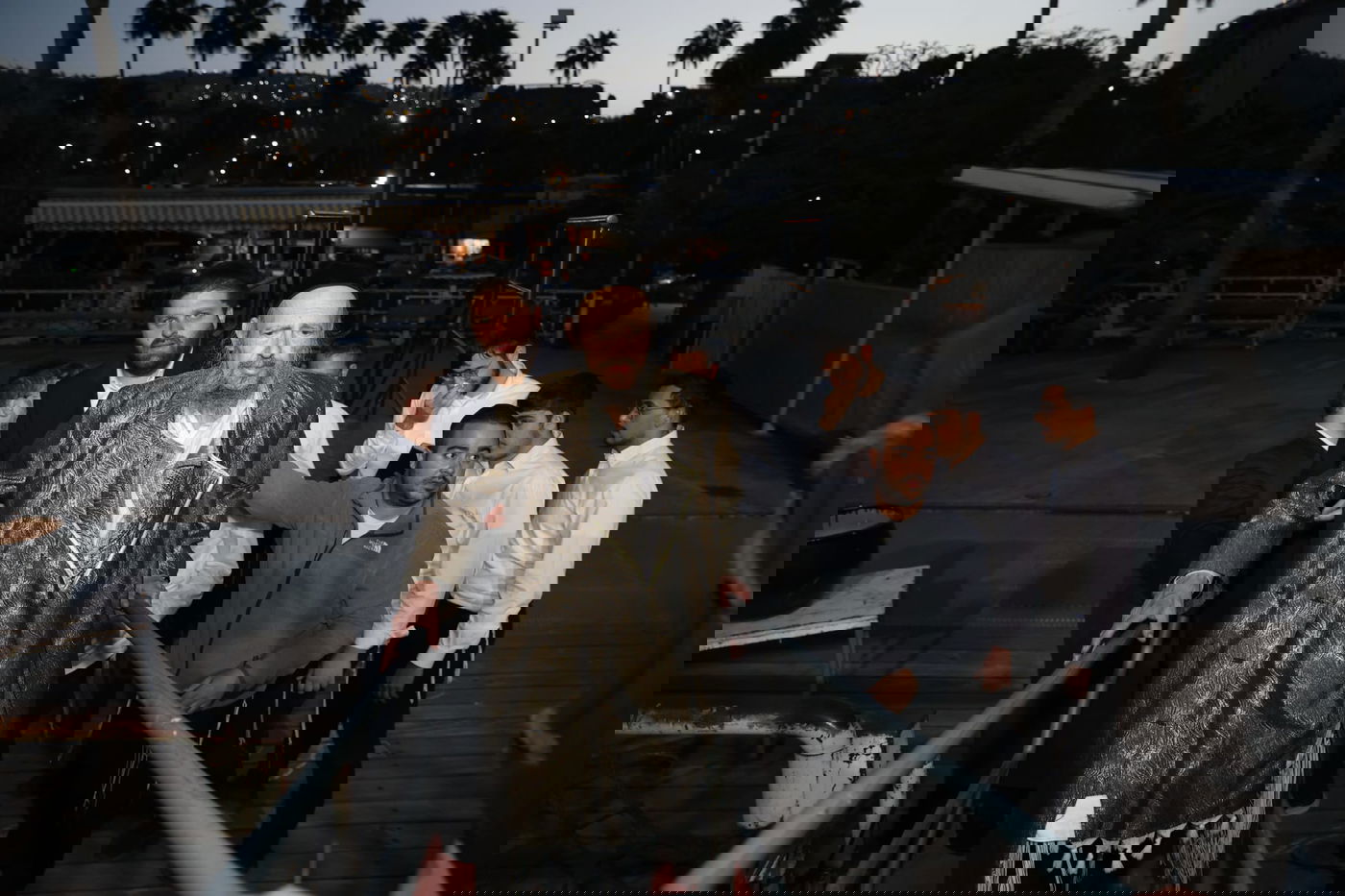 הגרש"ב סורוצקין באפיית מצות במעונו של הגר"ד קוק ותיעוד משאיבת "מים שלנו" ע"י הגר"ד קוק מהכנרת