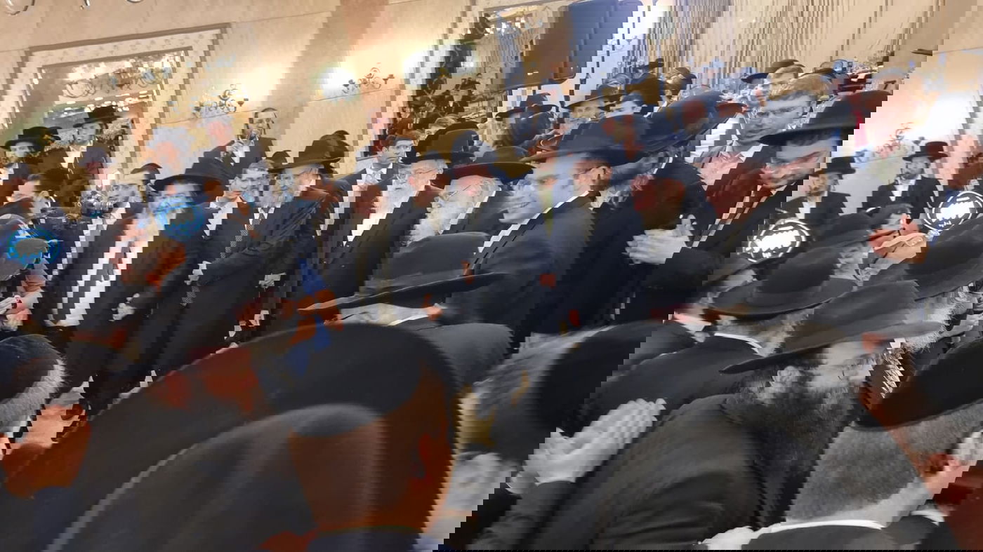 שמחת נשואי נכדי ראשי הישיבות 