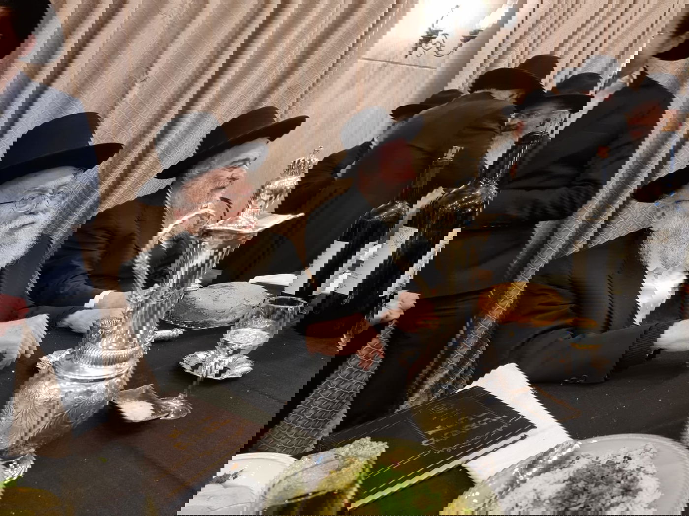 שמחת נשואי נכדי ראשי הישיבות 