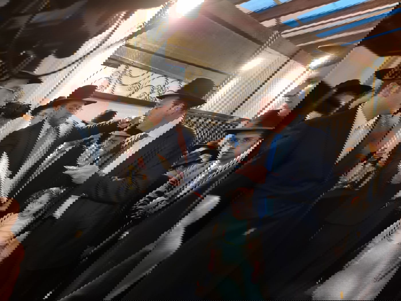 שמחת נשואי נכדי ראשי הישיבות 