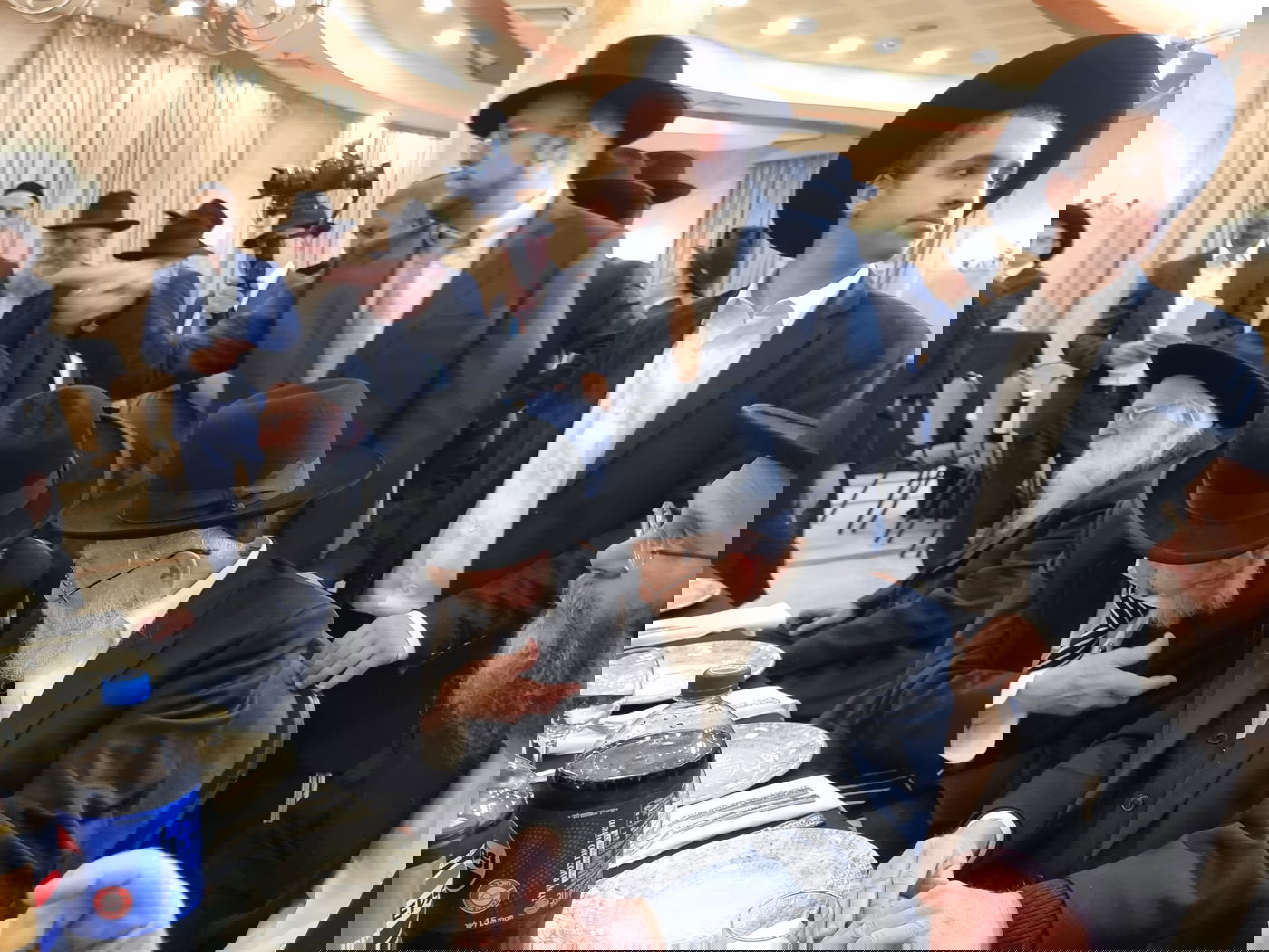 שמחת נשואי נכדי ראשי הישיבות 