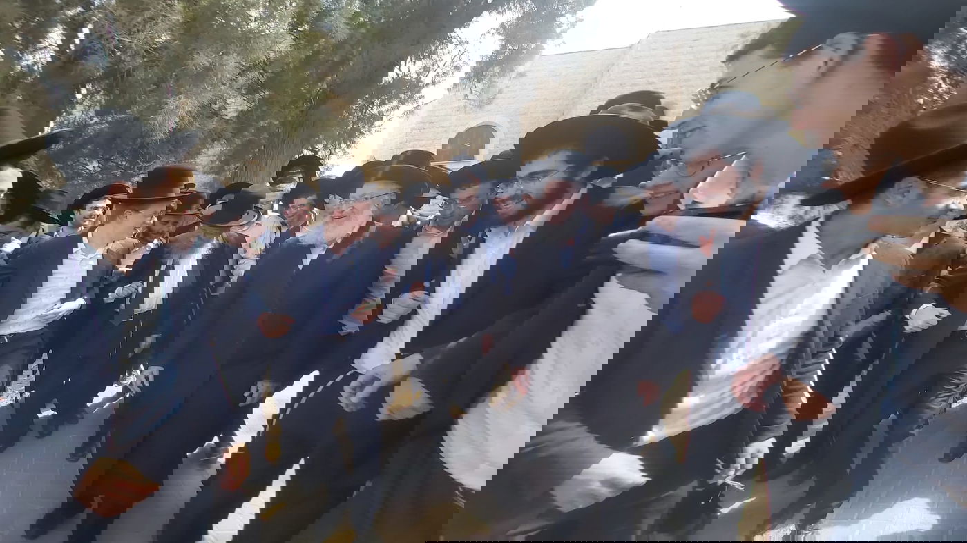 הגר"א וייס בישיבת תפרח